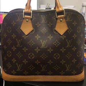 SOLD🎉LV Alma PM